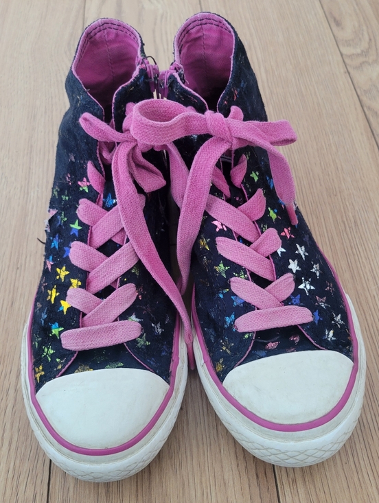 Converse Other - Converse Kids High-Top Sneakers